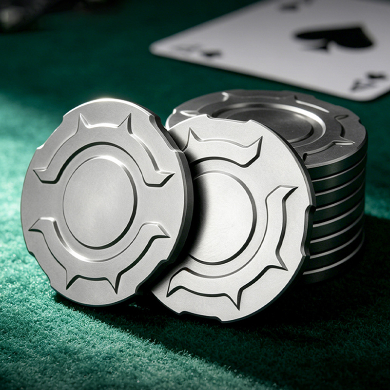 لعبة سلايدر محمولة من سبائك ال - مراجعة Edc Daily Carry وسعره
